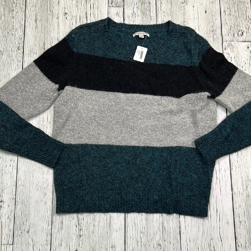 American Eagle grey/blue knit sweater - Hers M Fleece Fabric Down Fabric Feather Fabric American Eagle grey/blue knit sweater - Hers M Fleece Fabric Down Fabric Feather Fabric